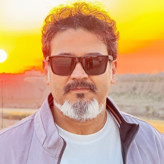 آقای خداشناس