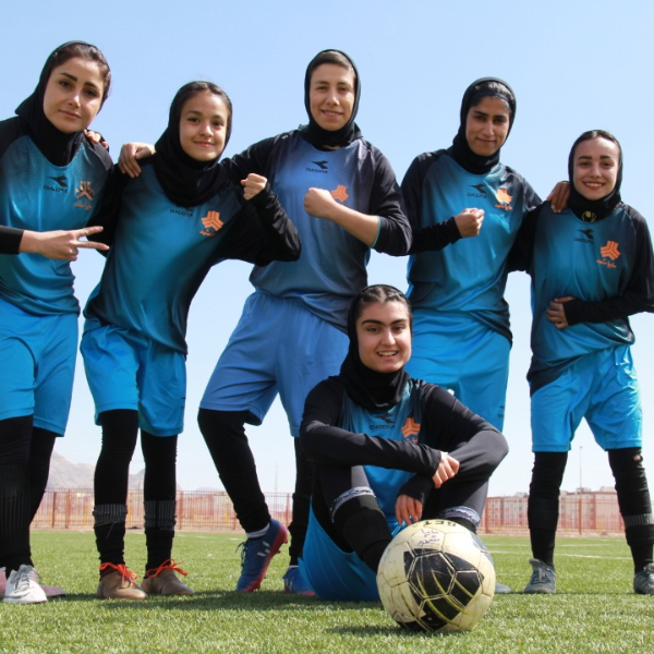 آموزش فوتبال دختران (تابستان 1401)